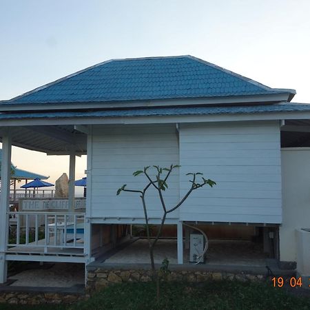 Cliff Park Lembongan Hotel Nusa Lembongan  Bagian luar foto